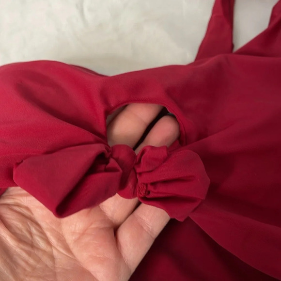 ZAFUL Berry Red One Shoulder Bikini Top Tied Peephole Padded Lined 4 - Picture 3 of 7